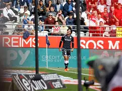 九游网站入口官网-包含法兰克福踢出大胜背后的秘诀，球场表现亮眼的词条